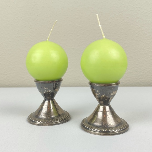 VTG Logum Kloster Lys Danish Electric Green Spherical Ball Candles Set of 4 Ma